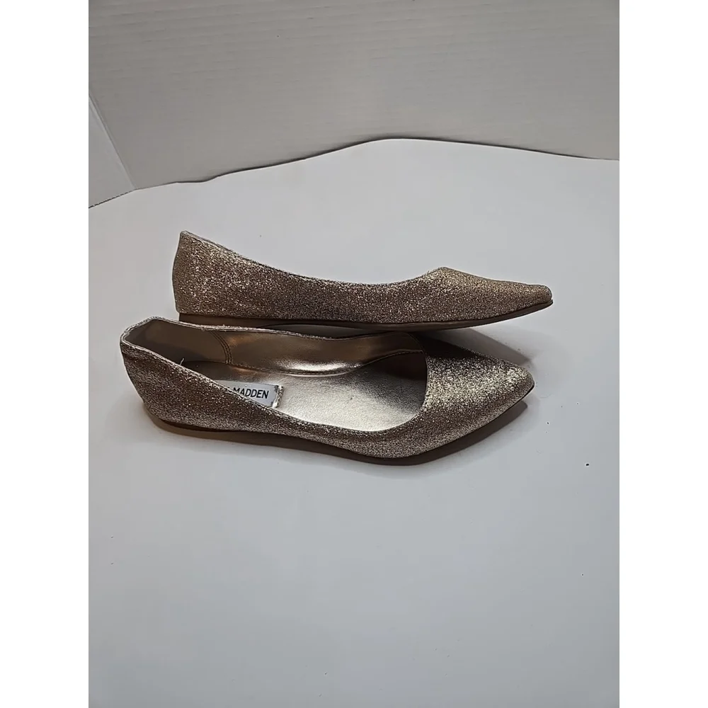 Steve Madden Women's Gold Glitter Pointed-Toe Ballet Flat Size 6.5 - Picture 3 of 7